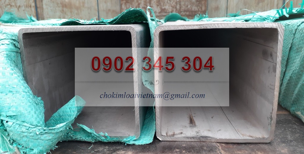 Hộp vuông inox 100 x 100